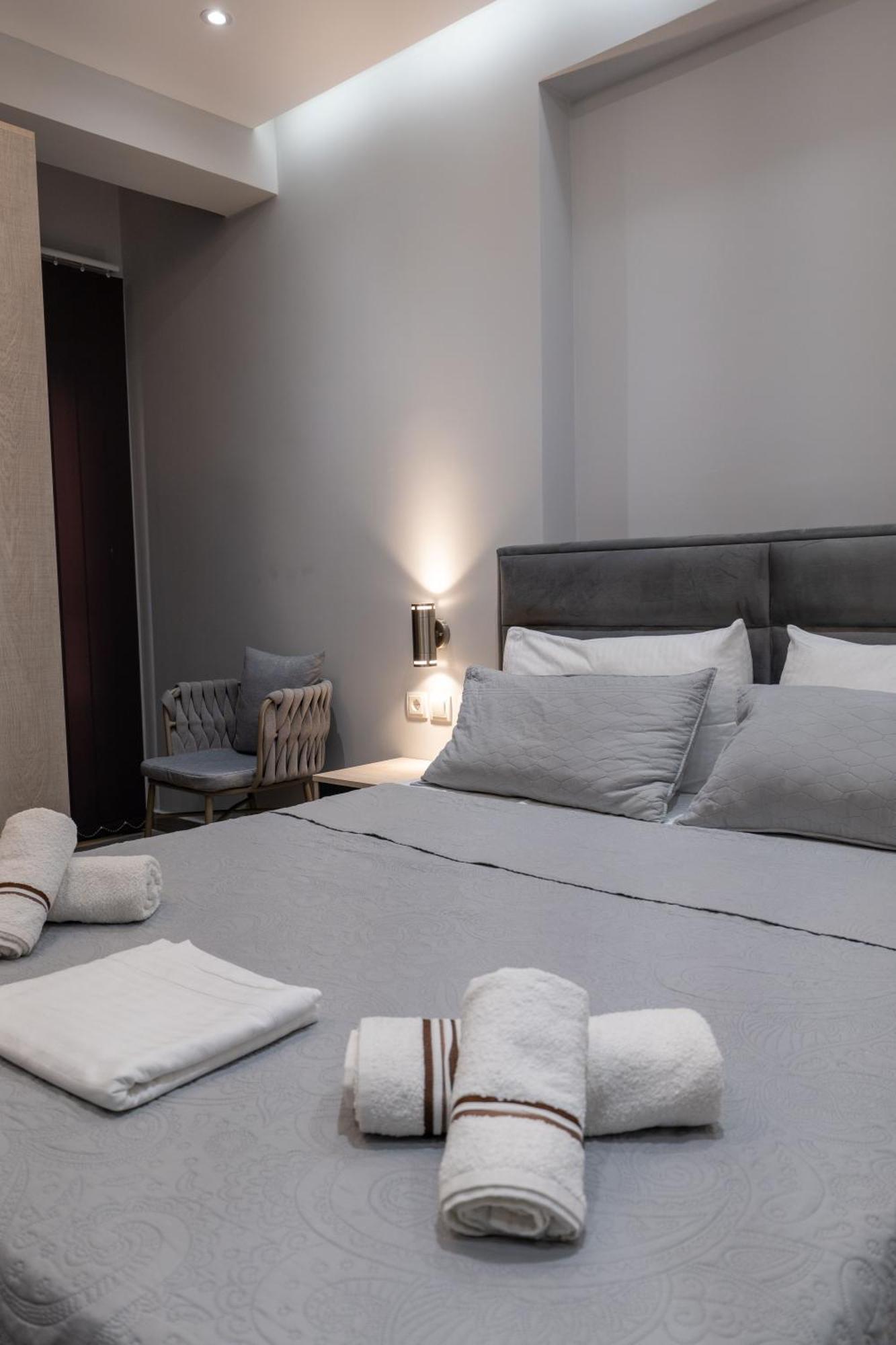 Hotel Porti Sarandë Buitenkant foto