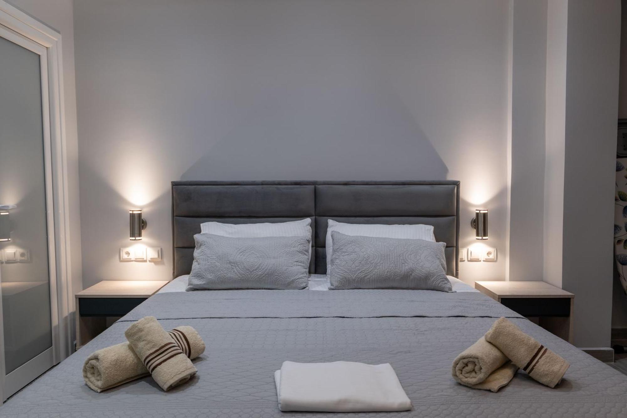 Hotel Porti Sarandë Buitenkant foto