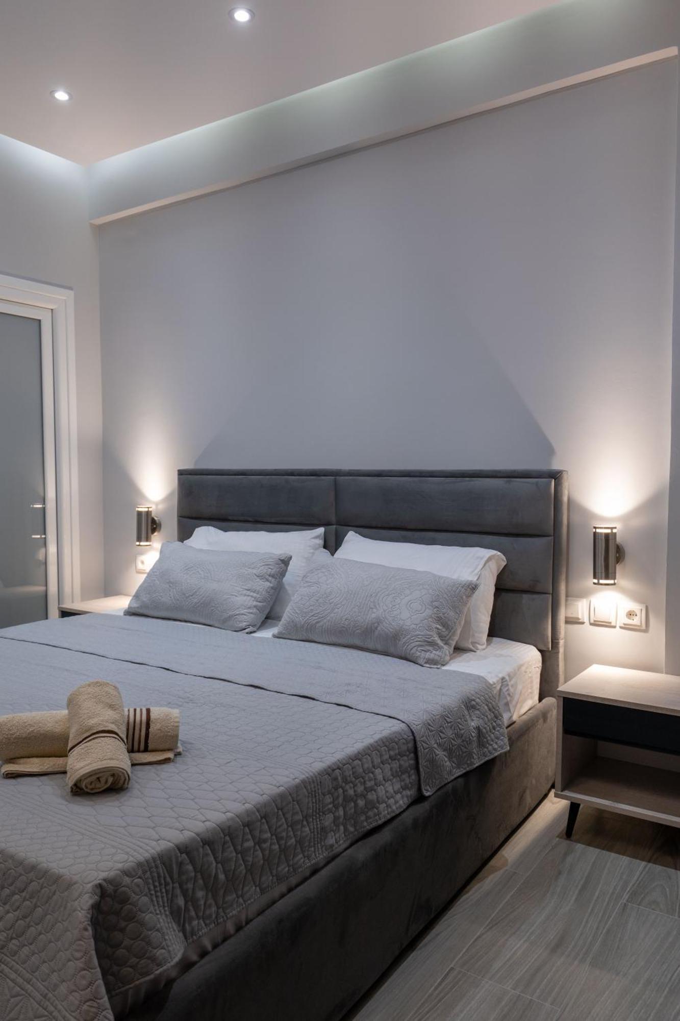 Hotel Porti Sarandë Buitenkant foto