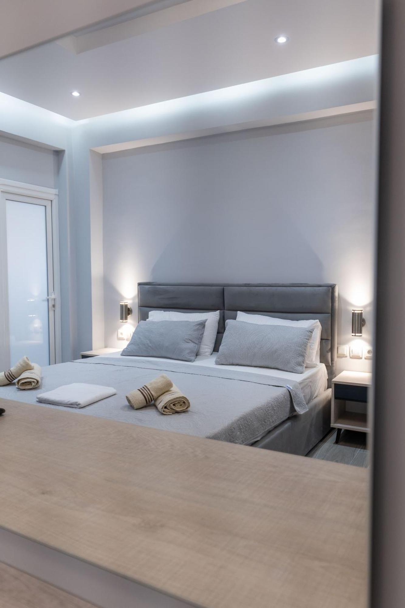 Hotel Porti Sarandë Buitenkant foto