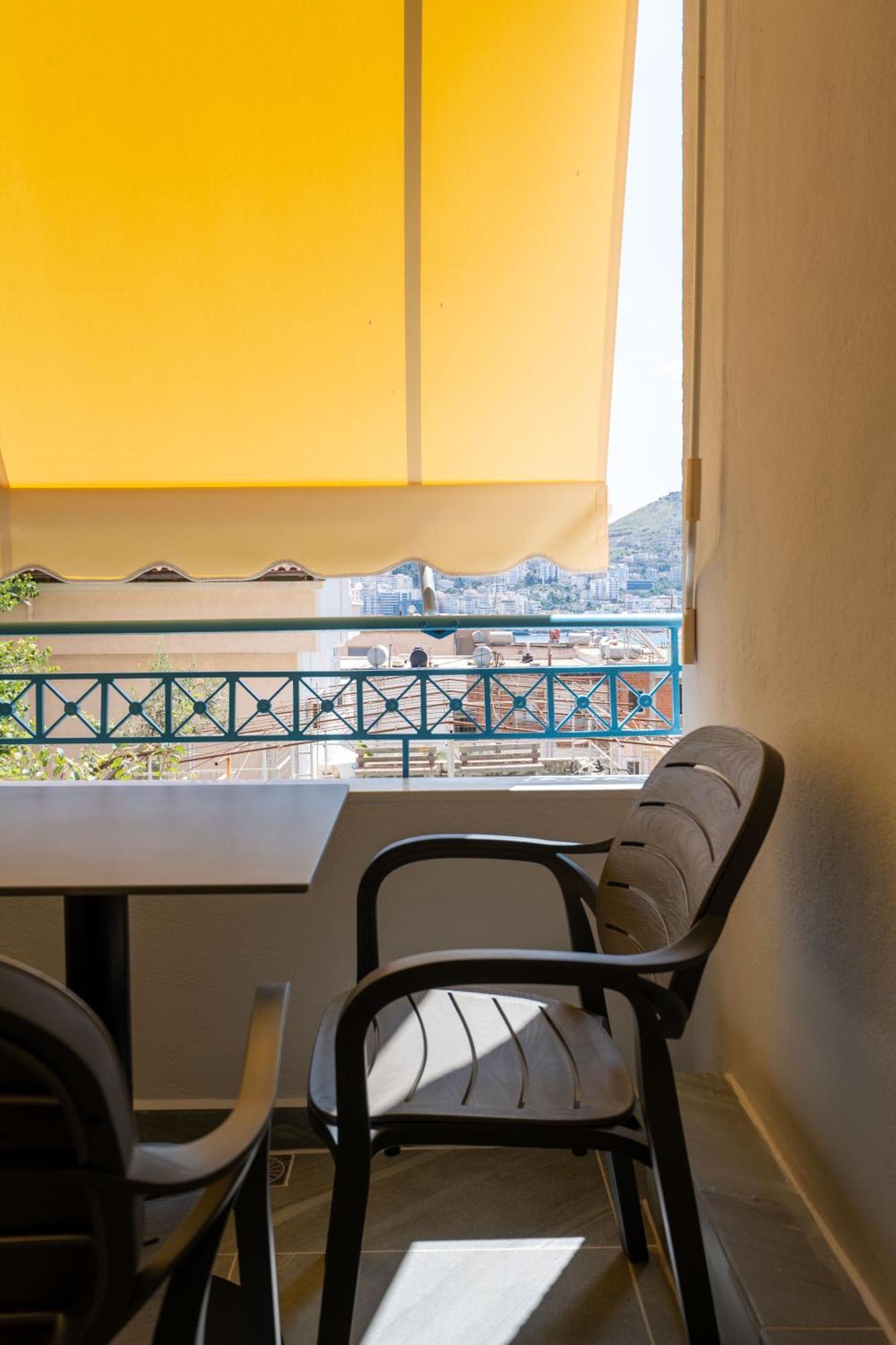 Hotel Porti Sarandë Buitenkant foto