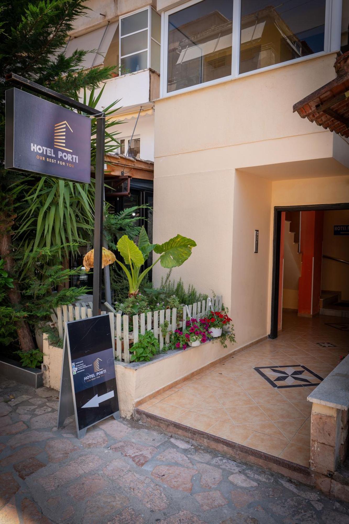 Hotel Porti Sarandë Buitenkant foto