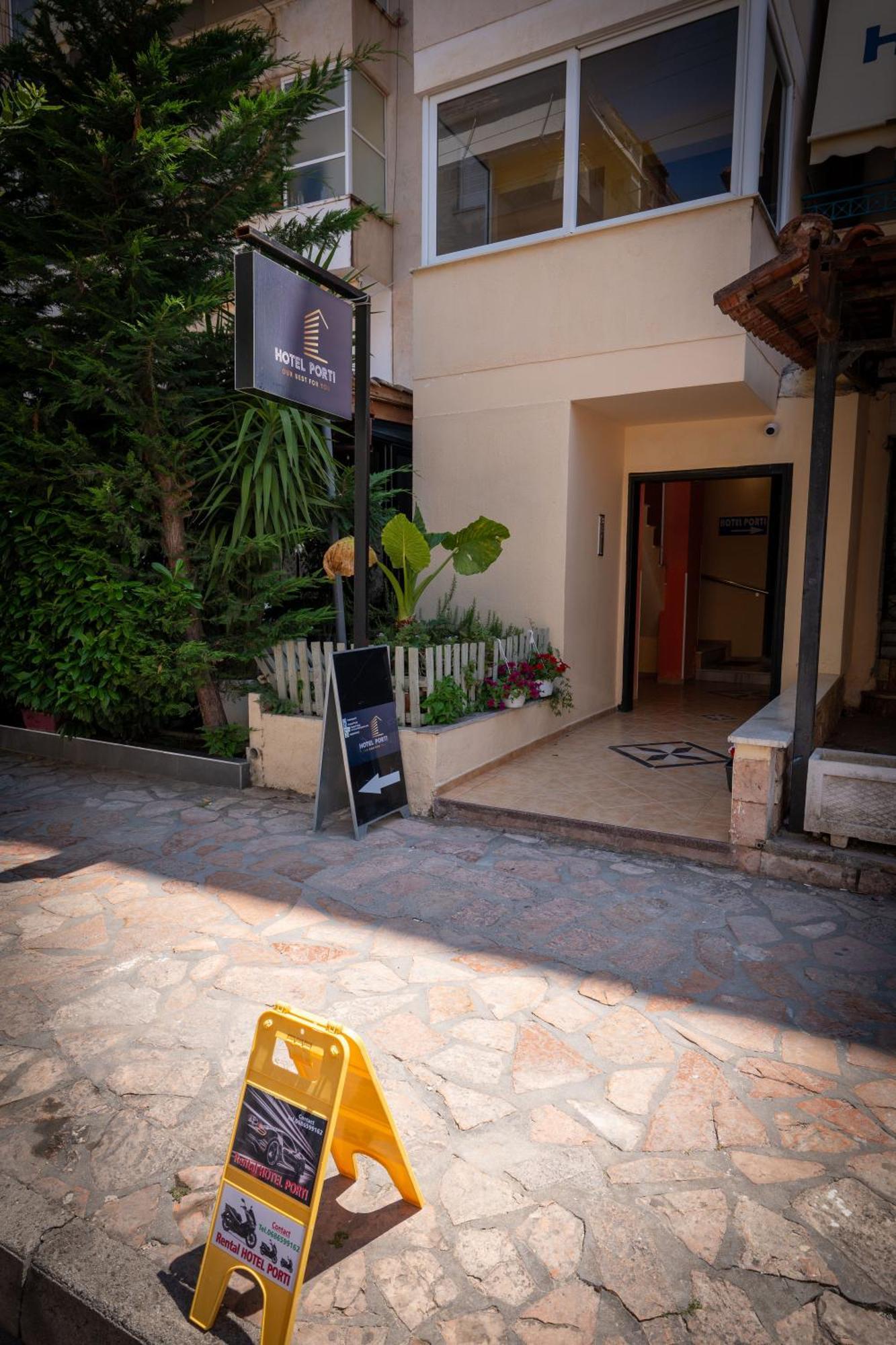 Hotel Porti Sarandë Buitenkant foto